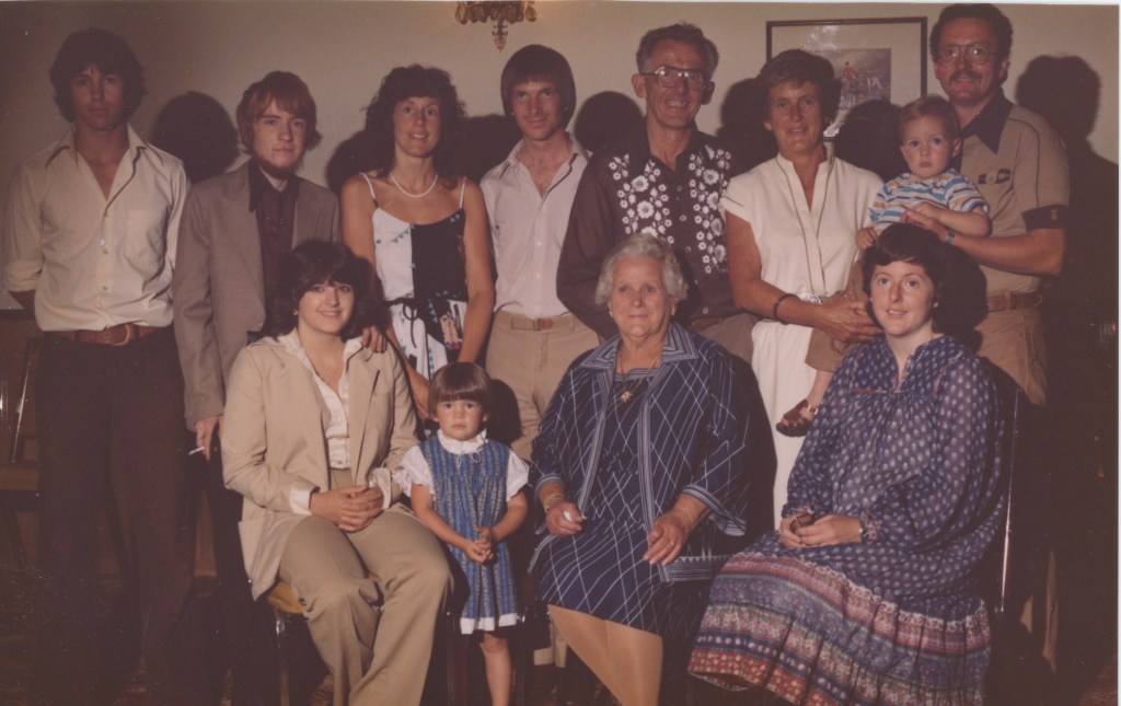 Earle & Evelyn&nbsp;Mitchell